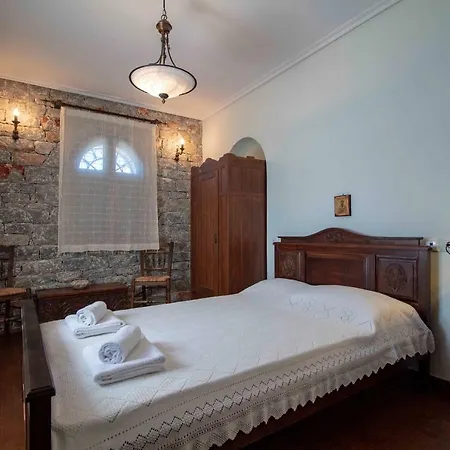 Laconian Collection :chateau De Mavrovouni: *